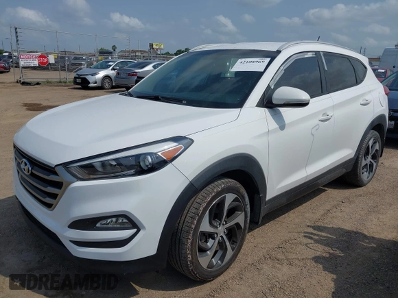 2016 Hyundai Tucson Limited with VIN KM8J33A2XGU030795, listed as a IAAI auction lot 42108969 with 117,418 mi miles. Bid and sale history available at carsss.com. Image 2.