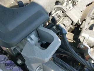 2023 Toyota Camry Hybrid XLE z VIN 4T1F31AK7PU620561, wystawiony jako IAAI lot #42543275 z przebiegiem 21 431 mil mil oraz . Historia ofert i sprzedaży dostępna na DreamBid. Obrazek 22.