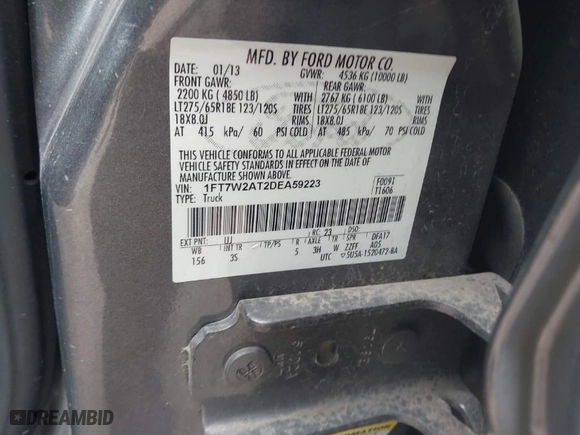 2013 Ford Super Duty F-250 SRW XL with VIN 1FT7W2AT2DEA59223, listed as a IAAI auction lot 41698939 with 189,972 mi miles. Bid and sale history available at carsss.com. Image 9.