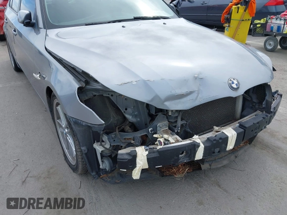 2005 BMW 5 Series 545i with VIN WBANB33555CN64724, listed as a IAAI auction lot 41715011 with 152,043 mi miles and . Bid and sale history available at carsss.com. Image 6.