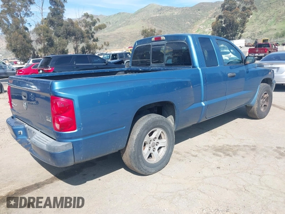 2005 Dodge Dakota SLT with VIN 1D7HE42N85S194847, listed as a IAAI auction lot 41880048 with 289,575 mi miles and . Bid and sale history available at DreamBid. Image 4.