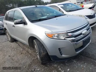 2012 Ford Edge SE with VIN 2FMDK3GC4CBA18383, listed as a IAAI auction lot 41520285 with 215,234 mi miles. Bid and sale history available at carsss.com. Image 1.