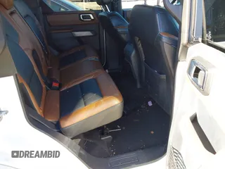 2023 Ford Bronco z VIN 1FMEE5DP0PLC16138, wystawiony jako IAAI lot #41310455 z przebiegiem 25 963 mil mil oraz . Historia ofert i sprzedaży dostępna na DreamBid. Obrazek 8.
