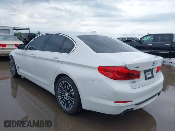 2019 BMW 5 Series 540i xDrive with VIN WBAJE7C50KWW11147, listed as a IAAI auction lot 42471644 with 44,144 mi miles and . Bid and sale history available at DreamBid. Image 3.