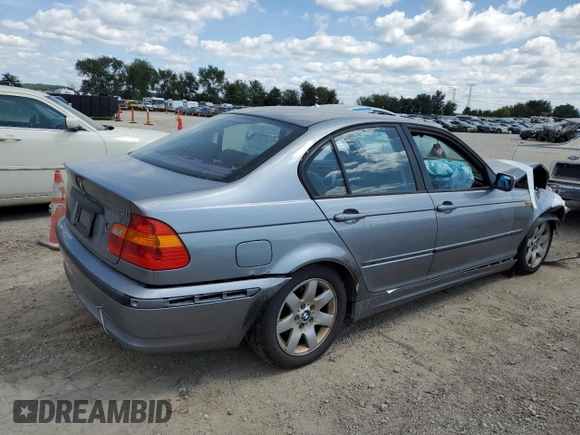 2005 BMW 3 Series 325i with VIN WBAEV33495KX10532, listed as a Copart auction lot 67597514 with 0 mi miles and Salvage Title. Bid and sale history available at carsss.com. Image 3.