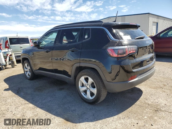 2018 Jeep Compass Latitude z VIN 3C4NJCBBXJT124610, wystawiony jako Copart lot #53507255 z przebiegiem 71 051 mil mil oraz Szkoda całkowita • Salvage title. Historia ofert i sprzedaży dostępna na DreamBid. Obrazek 2.