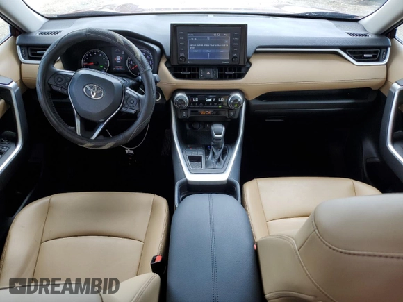 2021 Toyota RAV4 XLE Premium with VIN 2T3C1RFV2MW164644, listed as a Copart auction lot 65607935 with 19,667 mi miles and Salvage title. Bid and sale history available at DreamBid. Image 8.