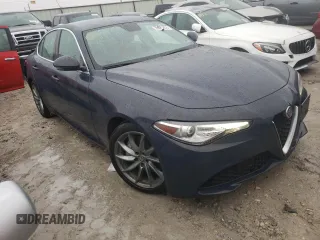 2019 Alfa Romeo Giulia Sport with VIN ZARFAMAN9K7599991, listed as a Copart auction lot 39895253 with 27,976 mi miles. Bid and sale history available at carsss.com. Image 4.