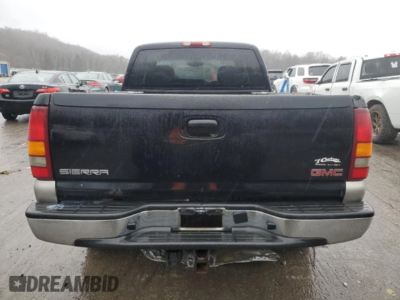 2000 GMC New Sierra 1500 SLE with VIN 2GTEK19T1Y1202364, listed as a Copart auction lot 81794984 with 160,952 mi miles and Clean Title. Bid and sale history available at carsss.com. Image 6.