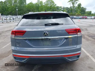 2020 Volkswagen Atlas с VIN 1V2YC2CA4LC215683, выставлен на аукционе IAAI как лот 42235522 с пробегом 53 189 миль миль и . История ставок и продаж доступна на DreamBid. Изображение 15.