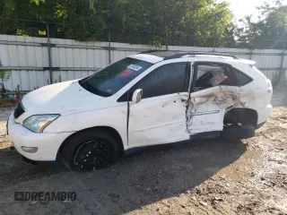 2004 Lexus RX 330 with VIN JTJHA31UX40013165, listed as a Copart auction lot 61040094 with 184,872 mi miles and Salvage Title. Bid and sale history available at carsss.com. Image 1.