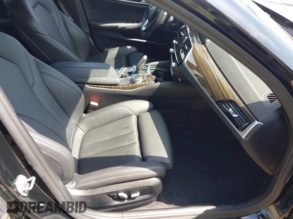 2020 BMW 5 Series 530i xDrive с VIN WBAJR7C03LWW78402, выставлен на аукционе IAAI как лот 42177876 с пробегом 44 088 миль миль и . История ставок и продаж доступна на DreamBid. Изображение 5.