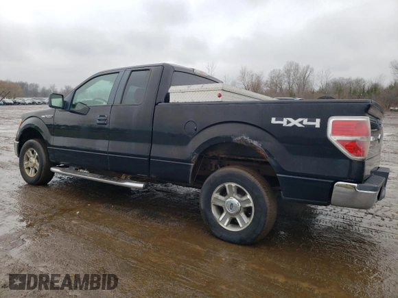 2009 Ford F-150 STX with VIN 1FTRX14879FB32238, listed as a Copart auction lot 52032655 with 92,451 mi miles and Salvage Title. Bid and sale history available at carsss.com. Image 2.