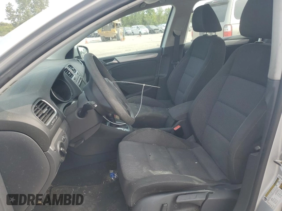 2013 Volkswagen Golf с VIN WVWDB7AJ4DW117448, выставлен на аукционе Copart как лот 70792284 с пробегом 146 378 миль миль и Списание • Salvage title. История ставок и продаж доступна на DreamBid. Изображение 7.
