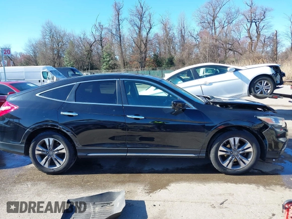 2014 Honda Crosstour EX-L with VIN 5J6TF1H54EL002092, listed as a IAAI auction lot 41844233 with 153,721 mi miles. Bid and sale history available at carsss.com. Image 13.