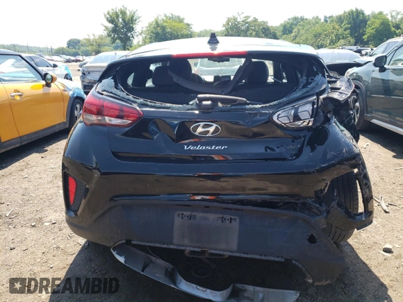 2021 Hyundai Veloster 2.0 Premium with VIN KMHTG6AF0MU032214, listed as a Copart auction lot 59066174 with 31,452 mi miles and Salvage Title. Bid and sale history available at carsss.com. Image 6.