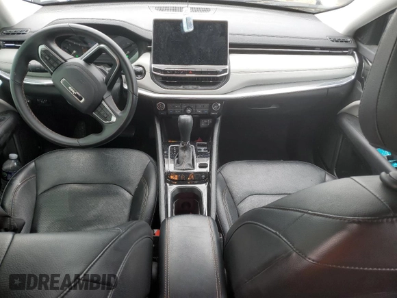2022 Jeep Compass High Altitude z VIN 3C4NJDCB8NT232024, wystawiony jako Copart lot #46950985 z przebiegiem Nie podano mil oraz Szkoda całkowita • Salvage title. Historia ofert i sprzedaży dostępna na DreamBid. Obrazek 8.