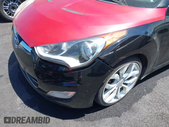 2012 Hyundai Veloster w/Gray Int с VIN KMHTC6AD4CU070537, выставлен на аукционе IAAI как лот 42202272 с пробегом 120 054 миль миль и . История ставок и продаж доступна на DreamBid. Изображение 6.