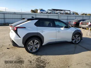 2023 Subaru Solterra Premium с VIN JTMABABA6PA023006, выставлен на аукционе Copart как лот 47940774 с пробегом 1 014 миль миль и . История ставок и продаж доступна на DreamBid. Изображение 3.