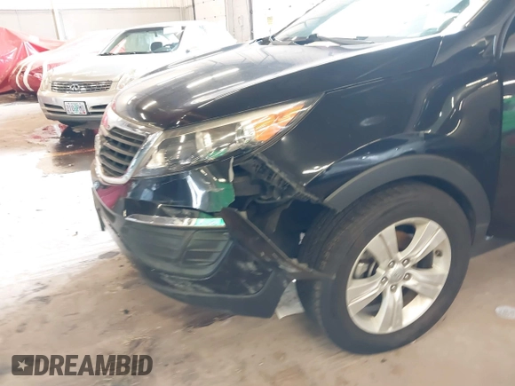 2012 Kia Sportage LX with VIN KNDPB3A28C7211680, listed as a IAAI auction lot 41678361 with 1 mi miles. Bid and sale history available at carsss.com. Image 6.