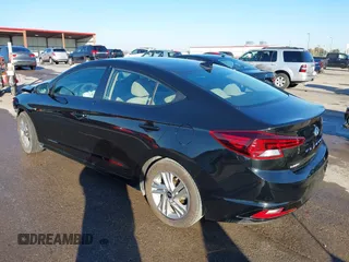 2020 Hyundai Elantra SEL with VIN 5NPD84LF2LH510276, listed as a IAAI auction lot 40631434 with 70,255 mi miles. Bid and sale history available at carsss.com. Image 3.