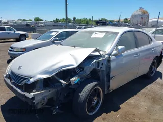 2005 Lexus ES 350 with VIN JTHBA30G755073850, listed as a IAAI auction lot 39519099 with 200,886 mi miles and . Bid and sale history available at DreamBid. Image 2.
