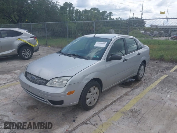 2006 Ford Focus S with VIN 1FAFP34NX6W131980, listed as a IAAI auction lot 42408699 with 139,258 mi miles and . Bid and sale history available at DreamBid. Image 2.