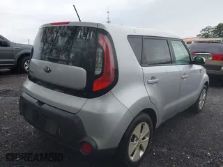 2014 Kia Soul with VIN KNDJN2A22E7730265, listed as a IAAI auction lot 41979019 with 177,608 mi miles. Bid and sale history available at carsss.com. Image 4.