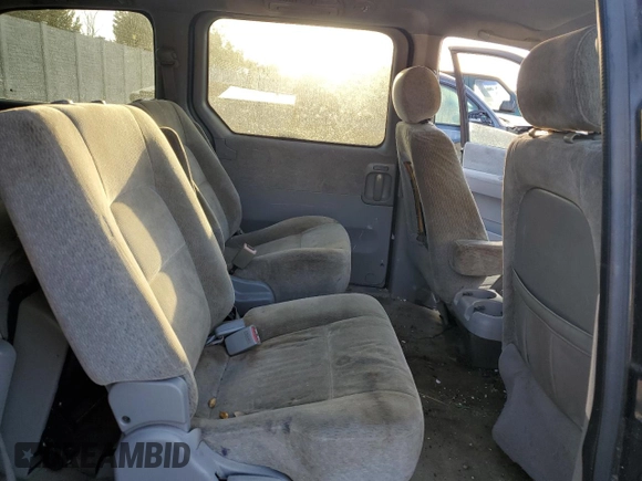 2005 Kia Sedona LX with VIN KNDUP131056640057, listed as a Copart auction lot 72153844 with 192,136 mi miles and Salvage Title. Bid and sale history available at carsss.com. Image 11.