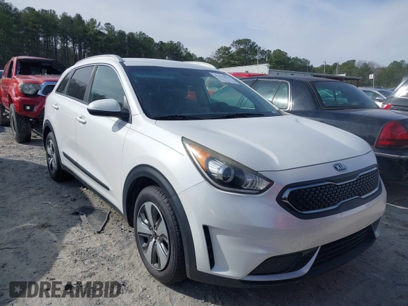 2017 Kia Niro FE with VIN KNDCB3LC1H5089168, listed as a IAAI auction lot 41574413 with 102,844 mi miles. Bid and sale history available at carsss.com. Image 13.
