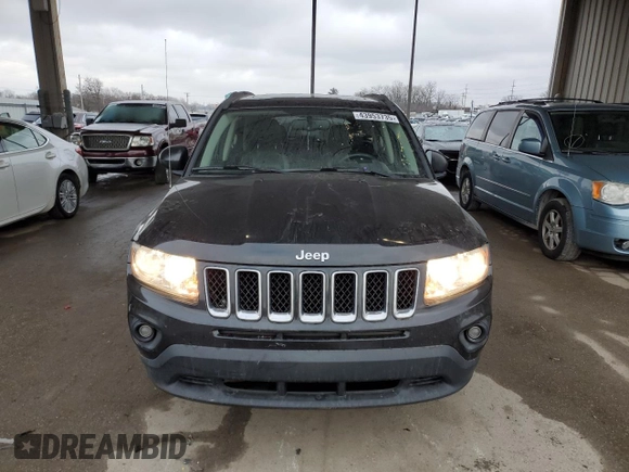 2011 Jeep Compass Limited with VIN 1J4NF5FB0BD176563, listed as a Copart auction lot 43953735 with 163,846 mi miles and Salvage Title. Bid and sale history available at carsss.com. Image 5.