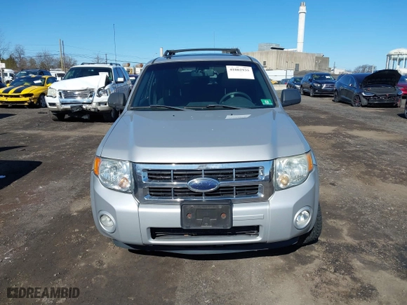 2008 Ford Escape XLT with VIN 1FMCU031X8KE76869, listed as a IAAI auction lot 41802935 with 155,746 mi miles. Bid and sale history available at carsss.com. Image 12.