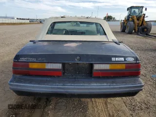 1983 Ford Mustang z VIN 1FABP2731DF221003, wystawiony jako Copart lot #72043544 z przebiegiem 20 777 mil mil oraz Szkoda całkowita • Salvage title. Historia ofert i sprzedaży dostępna na DreamBid. Obrazek 6.