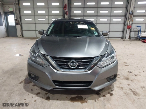 2017 Nissan Altima 2.5 SR with VIN 1N4AL3AP1HC184308, listed as a IAAI auction lot 41729115 with 155,018 mi miles. Bid and sale history available at carsss.com. Image 12.