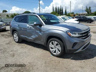 2021 Volkswagen Atlas SE with VIN 1V2JP2CAXMC562278, listed as a Copart auction lot 68907783 with 57,966 mi miles and . Bid and sale history available at DreamBid. Image 4.