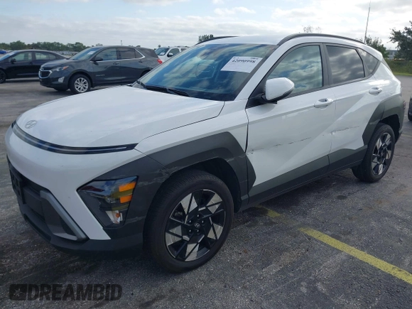 2024 Hyundai Kona SEL with VIN KM8HCCABXRU042463, listed as a IAAI auction lot 42090998 with 33,512 mi miles. Bid and sale history available at carsss.com. Image 2.