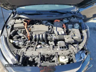 2018 Honda Clarity with VIN JHMZC5F1XJC011632, listed as a Copart auction lot 71693242 with 137,475 mi miles. Bid and sale history available at carsss.com. Image 11.