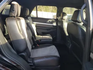 2017 Ford Explorer XLT with VIN 1FM5K7D82HGC18335, listed as a Copart auction lot 81542364 with 58,888 mi miles and Salvage Title. Bid and sale history available at carsss.com. Image 11.