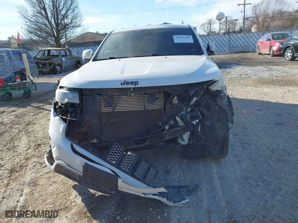 2018 Jeep Grand Cherokee Laredo E with VIN 1C4RJFAG6JC137155, listed as a IAAI auction lot 41391410 with 108,271 mi miles. Bid and sale history available at carsss.com. Image 12.