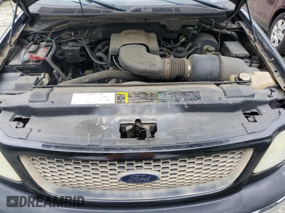 2004 Ford F-150 XL with VIN 2FTRX18W84CA68613, listed as a Copart auction lot 55626975 with 230,600 mi miles and Non repairable. Bid and sale history available at DreamBid. Image 11.