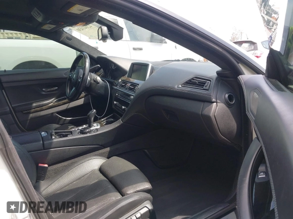 2015 BMW 6 Series 640i with VIN WBA6A0C56FD318007, listed as a IAAI auction lot 42041430 with 78,281 mi miles. Bid and sale history available at carsss.com. Image 5.