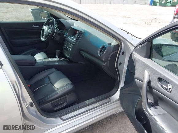 2012 Nissan Maxima 3.5 S with VIN 1N4AA5AP5CC856509, listed as a IAAI auction lot 42050371 with 110,532 mi miles. Bid and sale history available at carsss.com. Image 5.