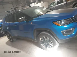 2018 Jeep Compass Trailhawk with VIN 3C4NJDDB3JT234529, listed as a IAAI auction lot 41973123 with 173,559 mi miles and . Bid and sale history available at DreamBid. Image 13.