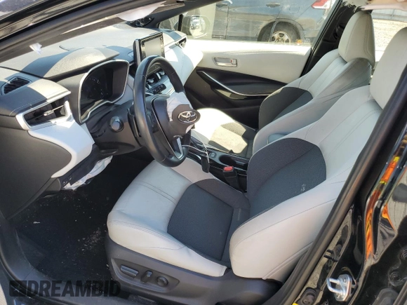 2019 Toyota Corolla Hatchback SE with VIN JTNK4RBE3K3061043, listed as a Copart auction lot 61609844 with 46,136 mi miles and Salvage Title. Bid and sale history available at carsss.com. Image 7.