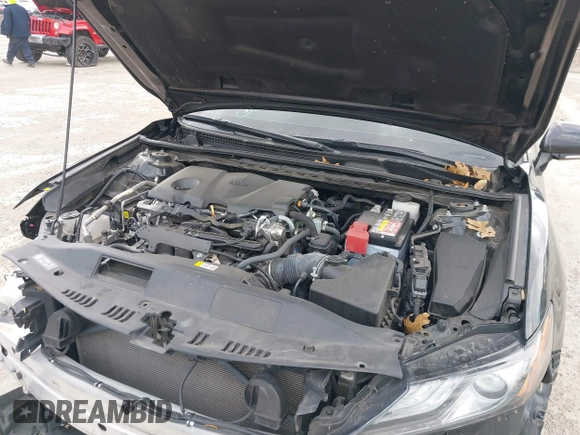 2022 Toyota Camry XSE z VIN 4T1K61AK2NU700840, wystawiony jako IAAI lot #41352884 z przebiegiem 98 634 mil mil oraz . Historia ofert i sprzedaży dostępna na DreamBid. Obrazek 10.