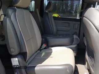 2017 Kia Sedona LX with VIN KNDMB5C11H6253379, listed as a IAAI auction lot 42140939 with 111,067 mi miles. Bid and sale history available at carsss.com. Image 8.
