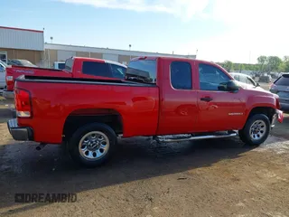 2007 GMC Sierra 1500 SLE1 with VIN 2GTEC19C671592633, listed as a IAAI auction lot 42030570 with 183,121 mi miles and . Bid and sale history available at DreamBid. Image 13.