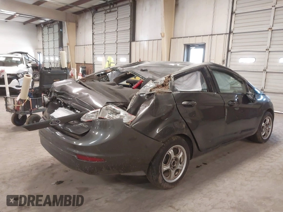 2015 Ford Fiesta SE with VIN 3FADP4BJ7FM218586, listed as a IAAI auction lot 41603479 with 97,460 mi miles. Bid and sale history available at carsss.com. Image 6.