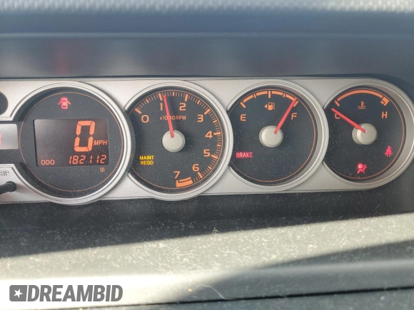 2010 Scion xB z VIN JTLZE4FE3A1103500, wystawiony jako Copart lot #58810495 z przebiegiem 182 112 mil mil oraz Szkoda całkowita • Salvage title. Historia ofert i sprzedaży dostępna na DreamBid. Obrazek 9.