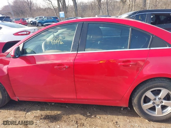 2016 Chevrolet Cruze Limited LT with VIN 1G1PE5SBXG7103092, listed as a IAAI auction lot 41216747 with 119,814 mi miles. Bid and sale history available at carsss.com. Image 14.
